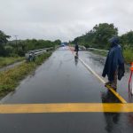 Clausuran entrada principal a Tlalixcoyan por erosión en puente Pozuelos